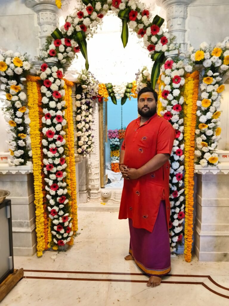 Role of a Pandit for Puja in Bangalore in Different Rituals