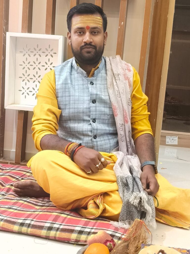 Religious and Cultural Significance of Pandit for Puja in Bangalore​
